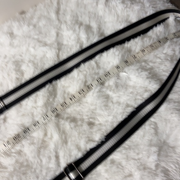 Haute Shore crossbody purse - Picture 11 of 12